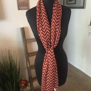 Garnet&Gold Chevron Scarf!